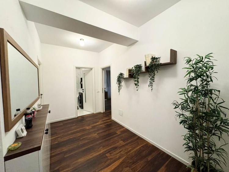 Apartament 3 Camere Tip Penthouse Terasa 192mp Piata Sudului Metrou - 9