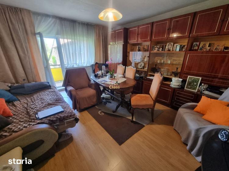 Apartament cu 4 camere decomandat, mobilat în Dâmbul Rotund