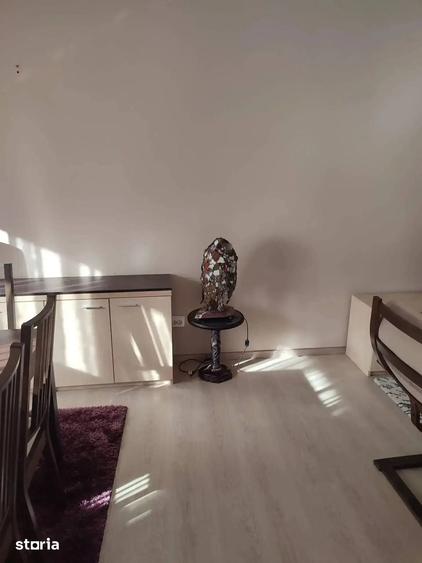 Apartament cu 4 camere în Central
