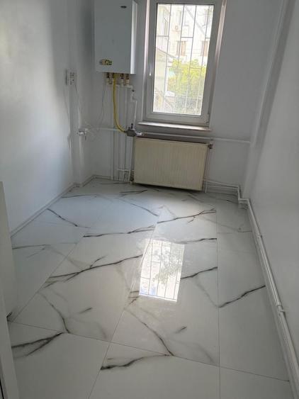Spațiu comercial, de 50 mp, în Central