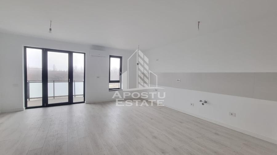 Apartament cu 2 camere decomandat în Torontalului