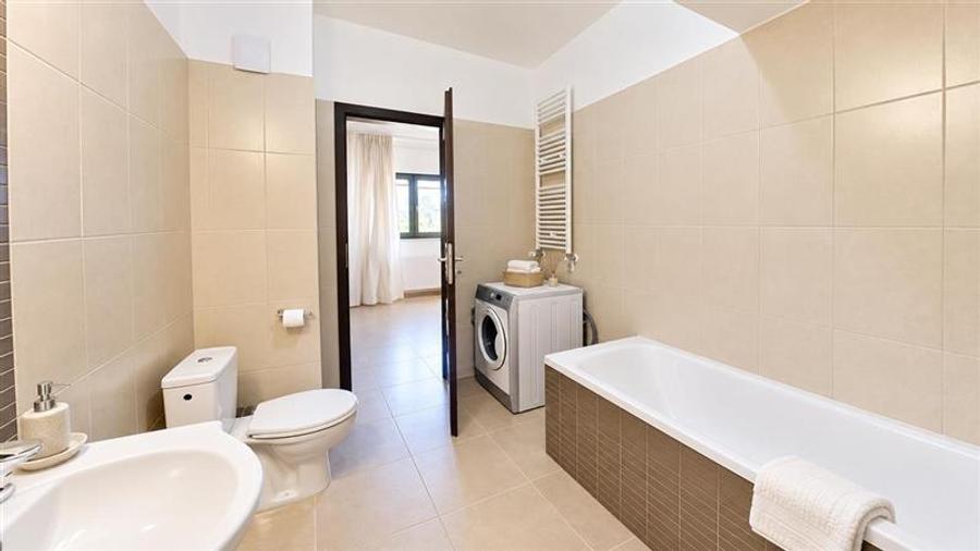 Apartament cu 2 camere decomandat, mobilat în Astra