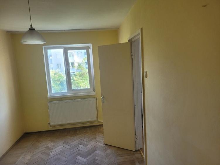 Apartament cu 2 camere nedecomandat în Alecu Russo
