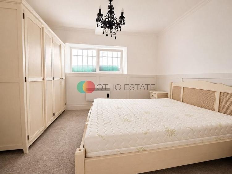 Apartament cu 3 camere, mobilat în Moșilor