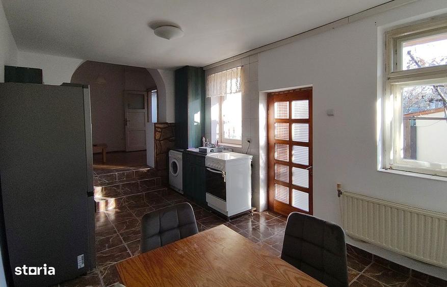 Casă cu 3 camere decomandat cu Teren 360 Mp în Grigorescu