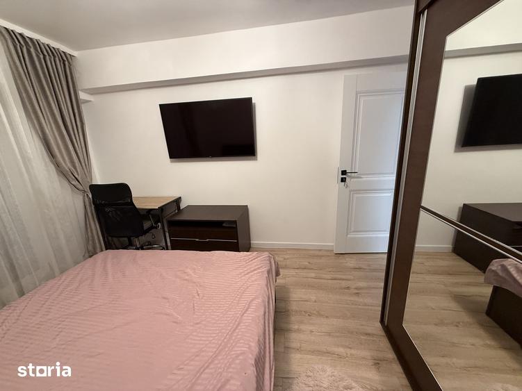 Apartament cu 3 camere în Calea București