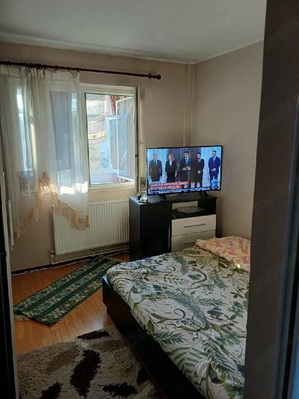 Apartament cu 2 camere decomandat în Micro 39
