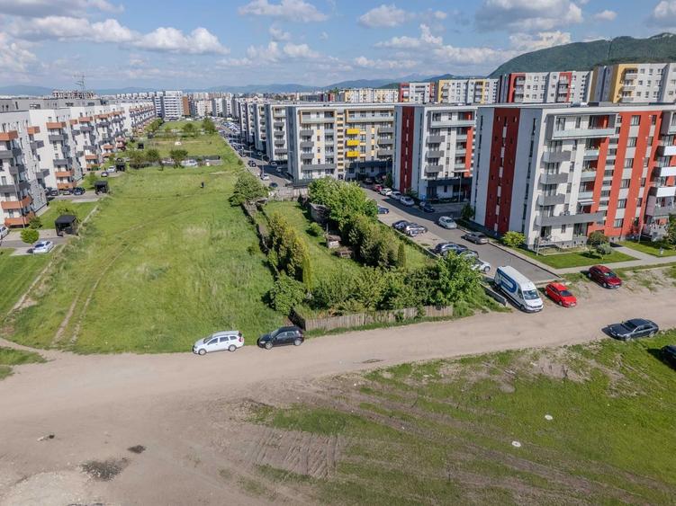 Teren de 1000 mp, în Avantgarden
