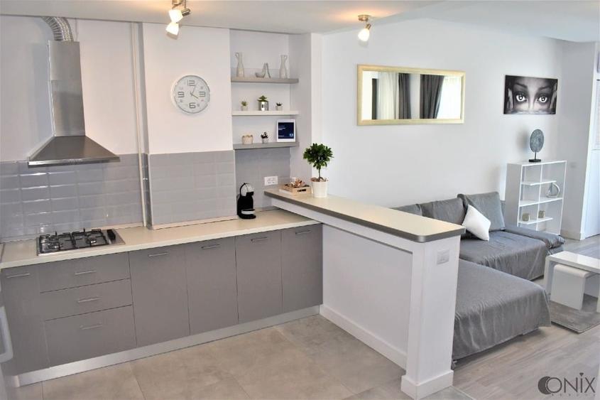 Apartament cu 2 camere decomandat, mobilat în Central