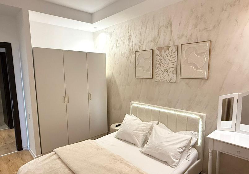 Apartament cu 2 camere decomandat în Pipera