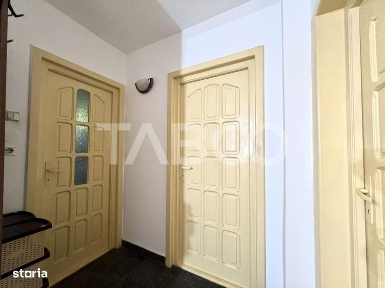 Apartament cu 3 camere decomandat în Gheorgheni — fotografia 3