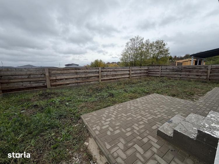 Casă cu 3 camere cu Teren 300 Mp în Lunca Cetățuii