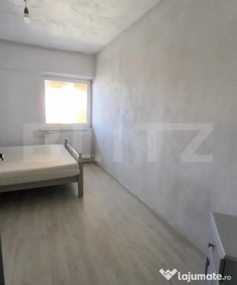 Apartament cu 4 camere decomandat în Burdujeni