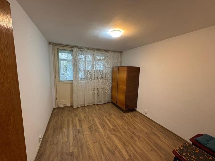 Resedinta/spatiu comercial -pozitie excelenta-metrou 1 decembrie - 6