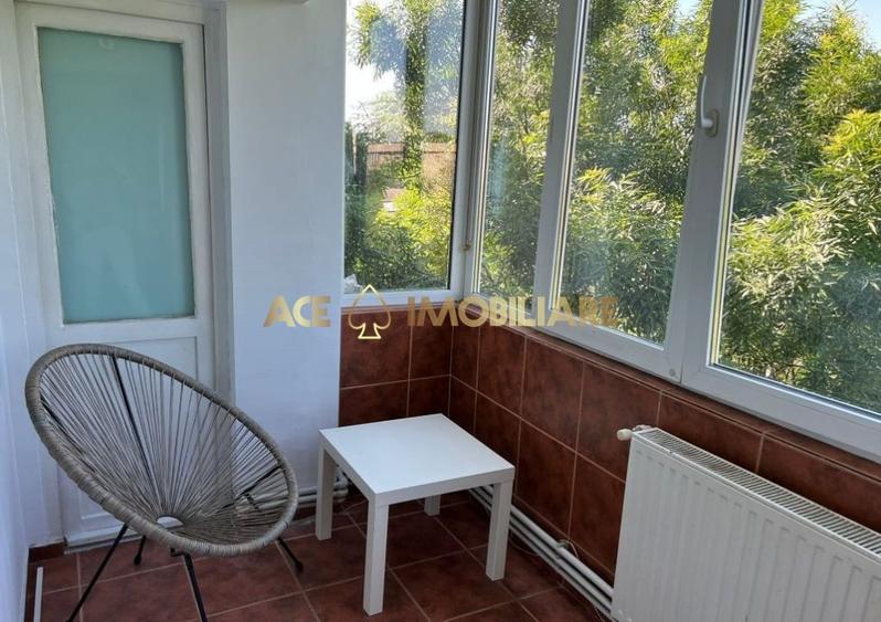 Apartament cu 3 camere decomandat, mobilat în Lujerului