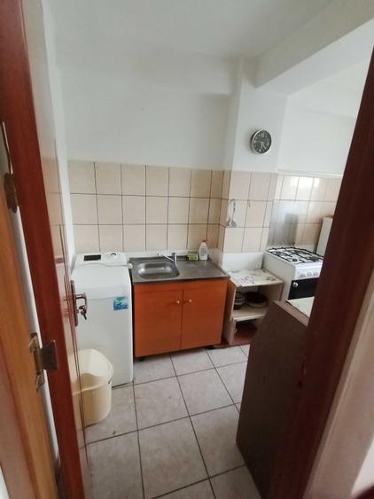 Garsonieră semidecomandată în Calea Severinului