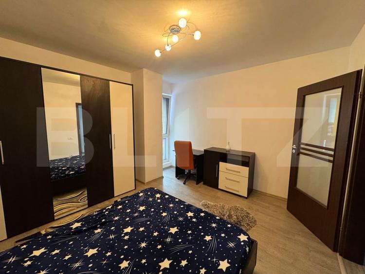 Apartament cu 2 camere decomandat, mobilat în Soarelui