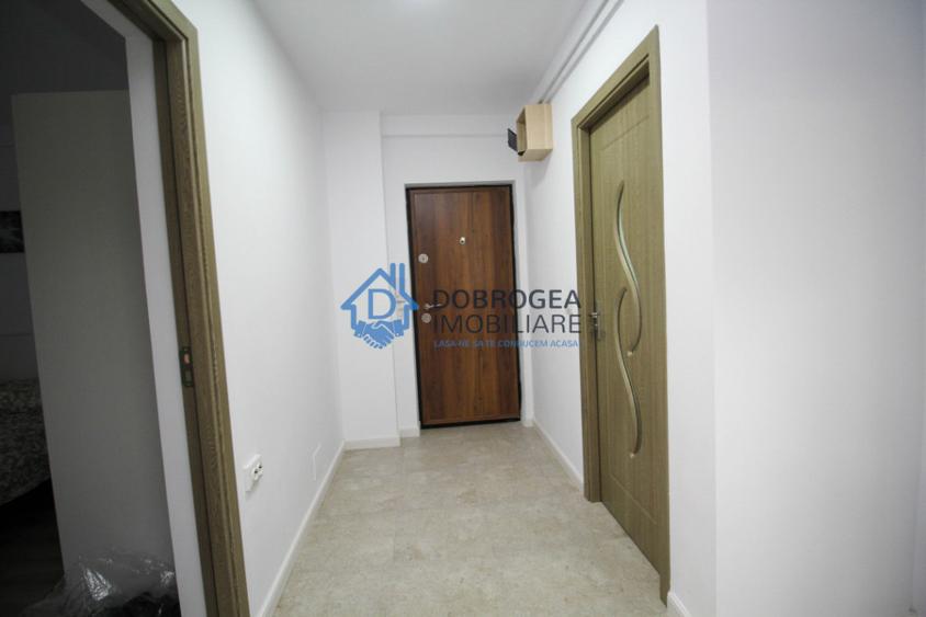 Apartament cu 2 camere decomandat în Păcii