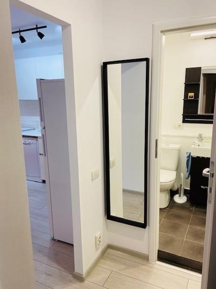 Apartament cu 2 camere decomandat, mobilat în Politehnica