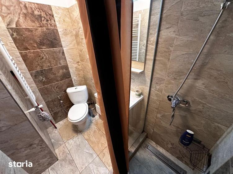 Apartament cu 2 camere, mobilat în Regie