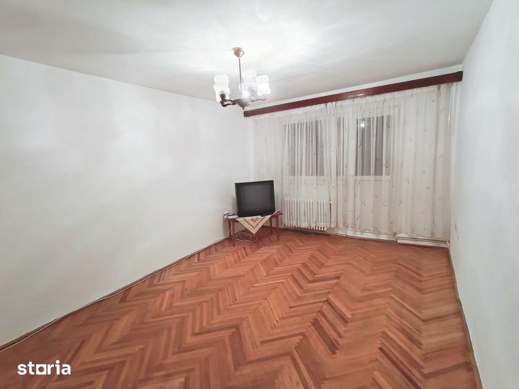 Apartament cu 3 camere decomandat în Târnăveni