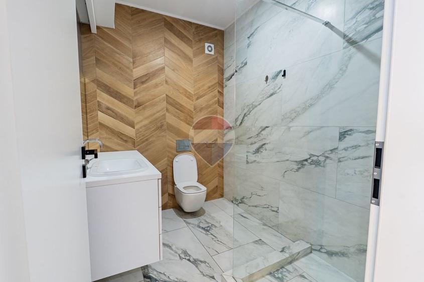 Apartament cu 2 camere decomandat, mobilat în Decebal