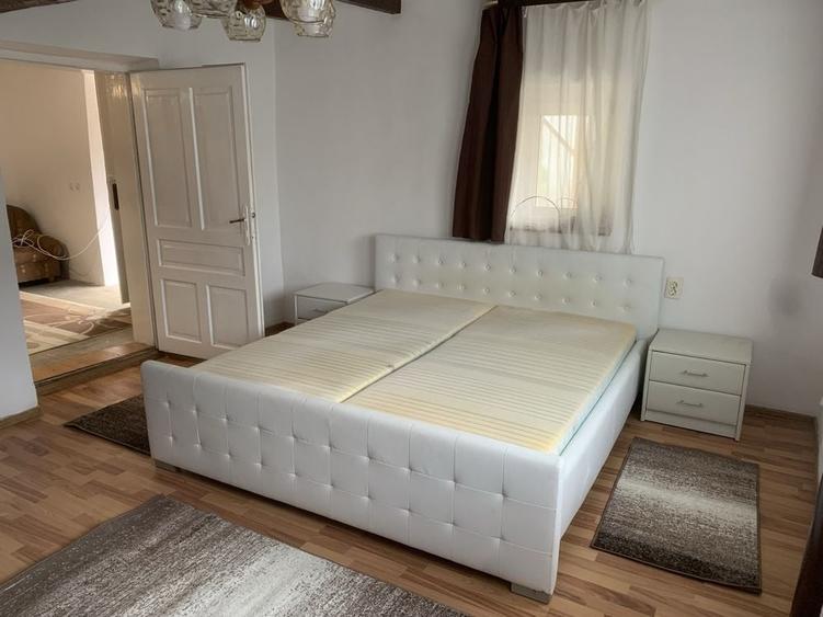 Casă cu 2 camere cu Teren 1400 Mp în Dorobanți
