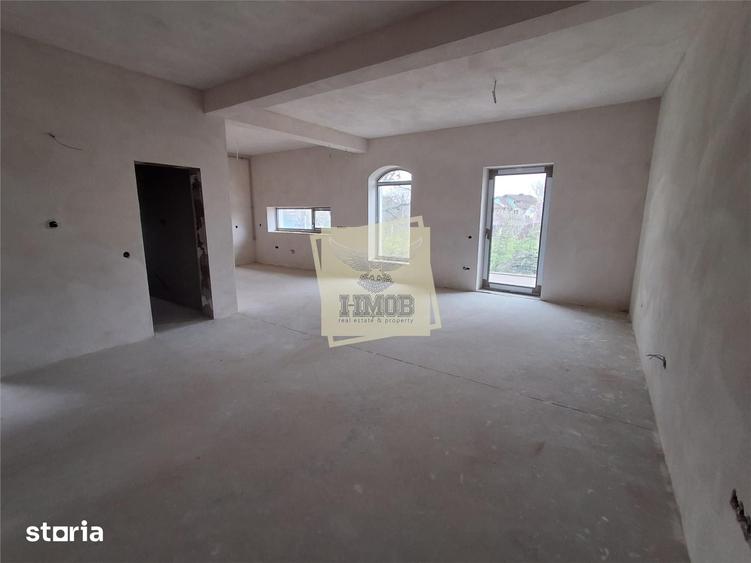 Casă cu 5 camere cu Teren 482 Mp în Șura Mică