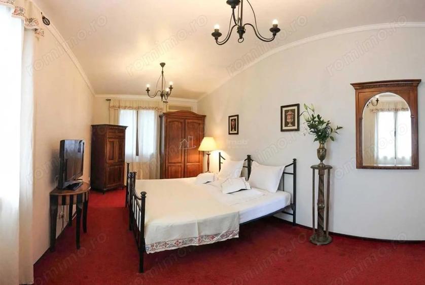Casă cu 32 camere cu Teren 2450 Mp în Dămăroaia