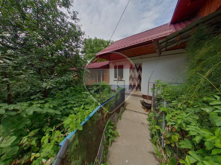 Casă cu 3 camere cu Teren 358 Mp în Central