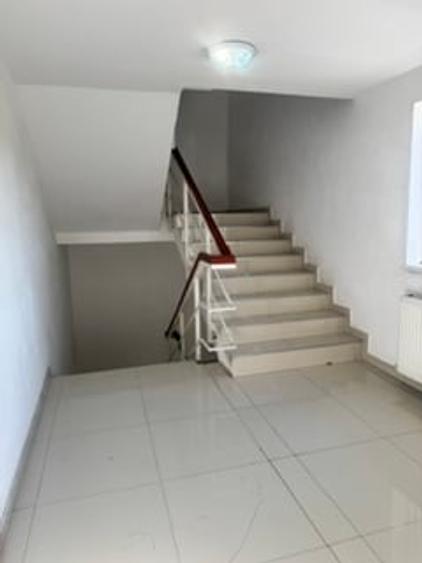 Garsonieră decomandată în Vitan
