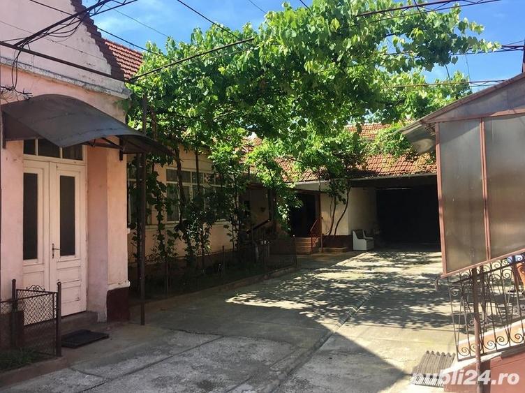 Casă în Tinăud