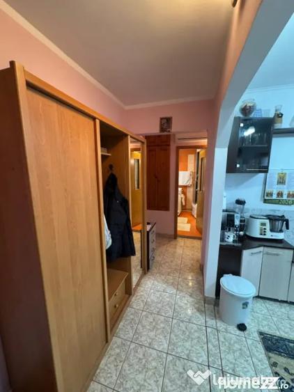 Apartament cu 2 camere decomandat în Republicii