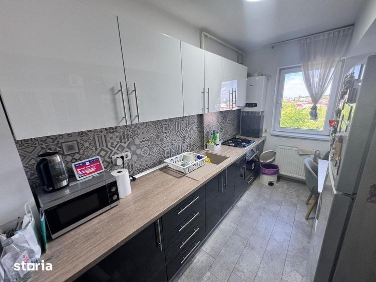 Apartament cu 3 camere decomandat, mobilat în Dobroești
