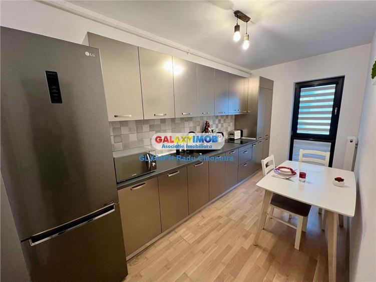 Apartament cu 3 camere decomandat, mobilat în Albert