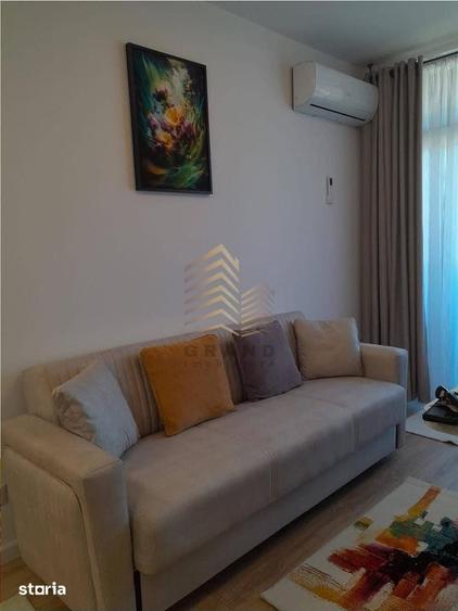 Apartament cu 2 camere decomandat, mobilat în Calea Moldovei