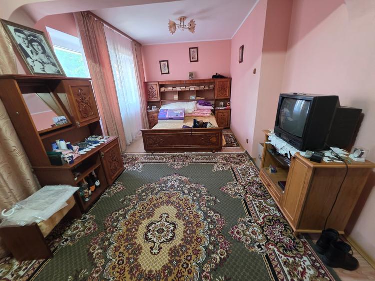 Apartament cu 4 camere decomandat în Vidin-Progresul