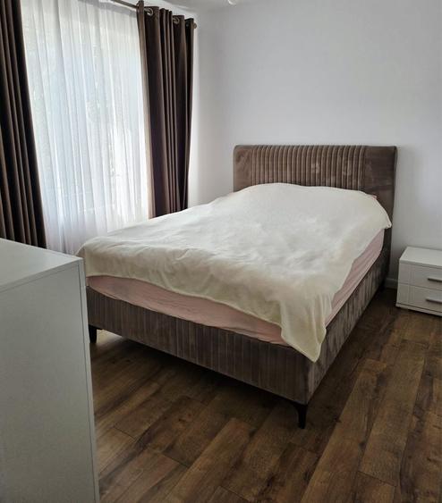 Apartament cu 2 camere decomandat în Baba Novac