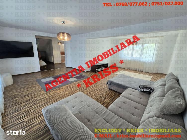 Casă cu 4 camere cu Teren 330 Mp în Central