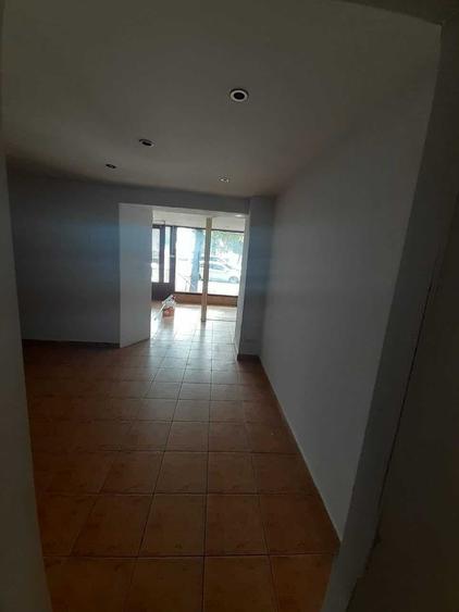 Spațiu comercial, de 85 mp, în Central