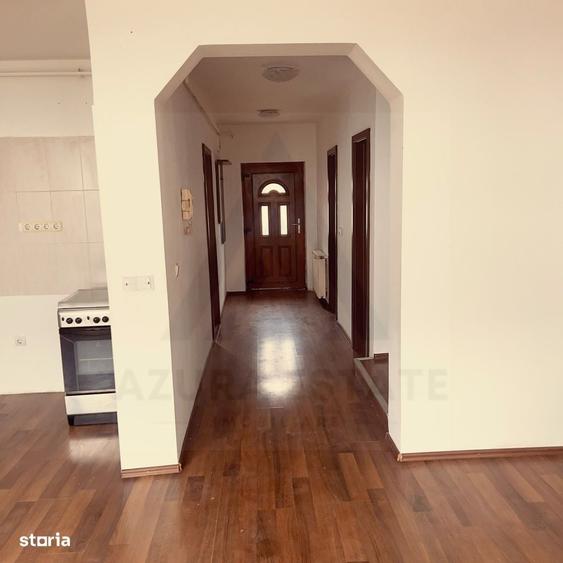 Casă cu 4 camere în Șelimbăr