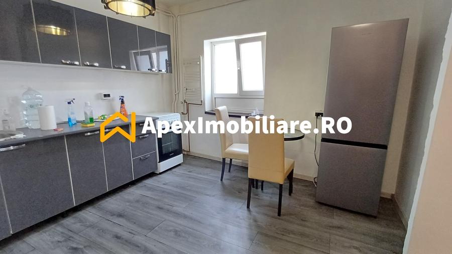 Apartament cu 3 camere decomandat, mobilat în Lacul Tei
