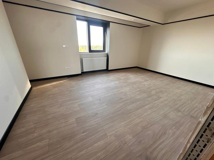 Apartament cu 2 camere semidecomandat în Exterior Est
