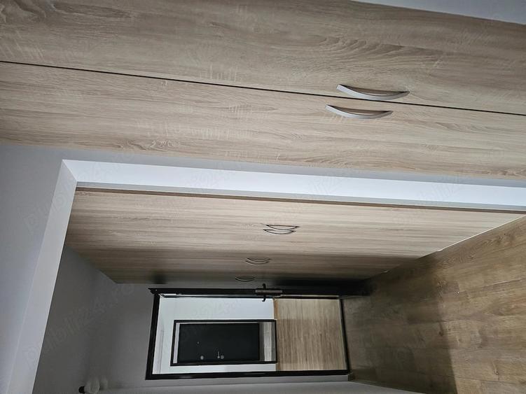Apartament cu 3 camere semidecomandat în Zimbru