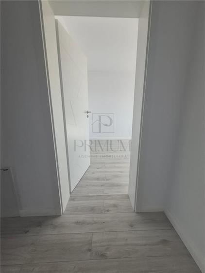 Duplex cu 4 camere cu Canalizare în Moșnița Nouă