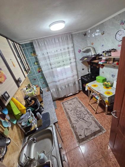 Apartament cu 2 camere decomandat în Dacia