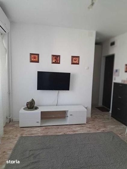 Garsonieră semidecomandată în Basarabia