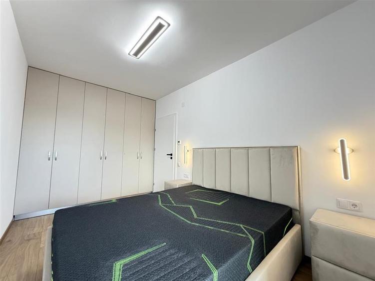 Apartament cu 2 camere decomandat, mobilat în Turnișor