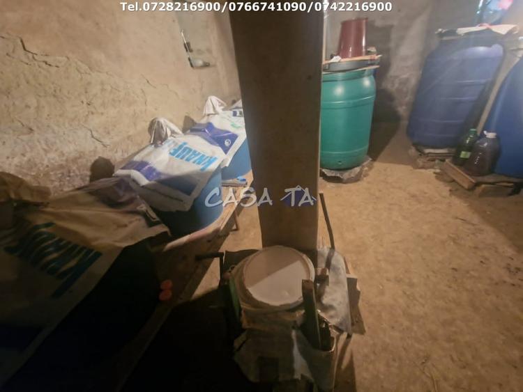 Casă individuală cu 3 camere cu Teren 913 Mp în Central