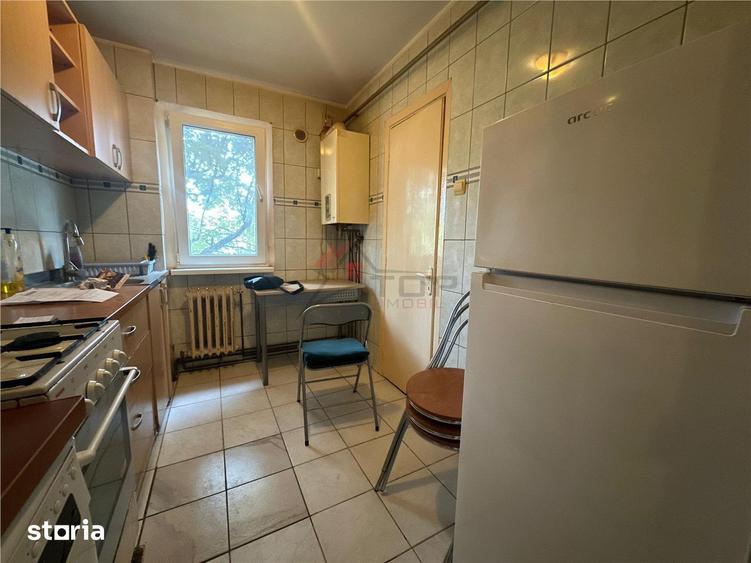 Apartament cu 2 camere în Podu Roș